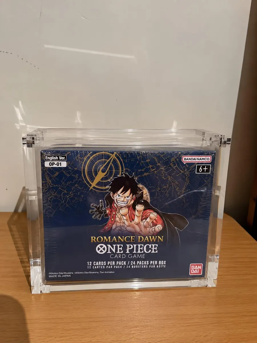 Boîte de protection acrylique pour display One Piece OP-01 et OP-02 (fond bleu ou rouge)